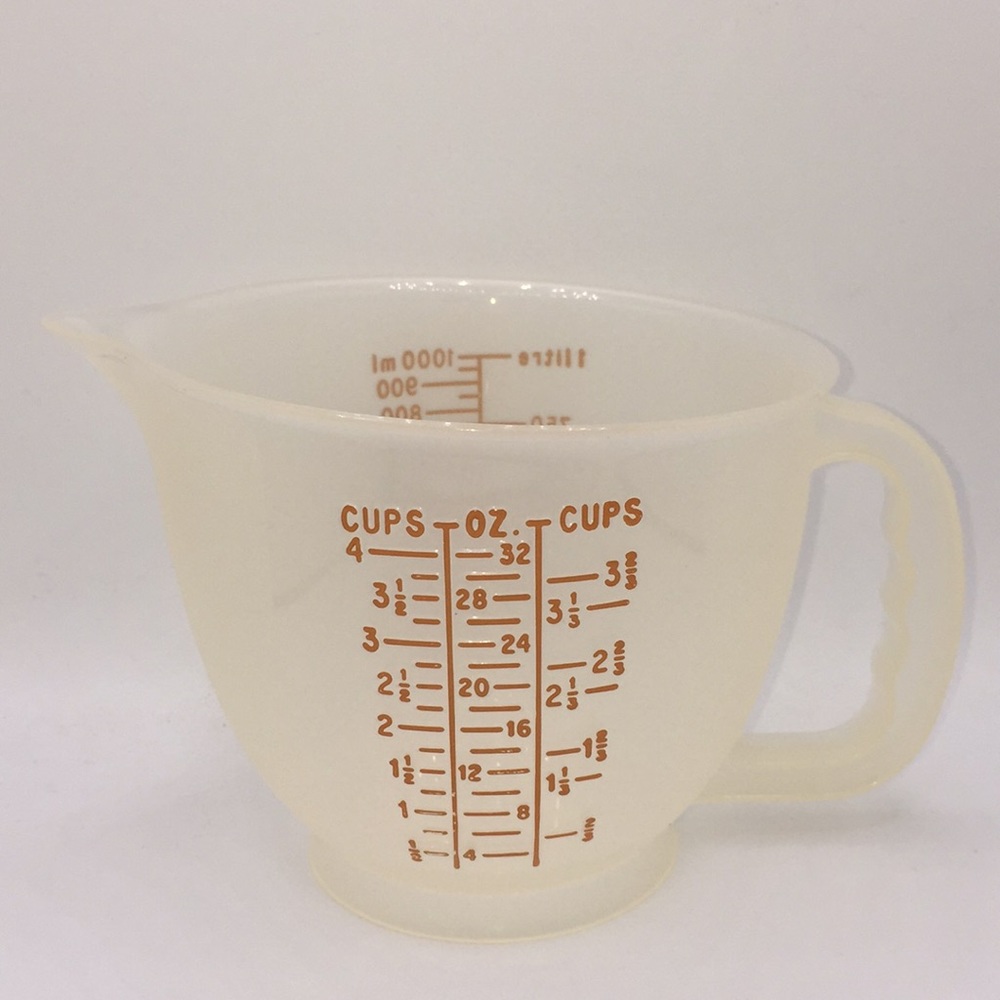 Tupperware Mix N Store Measuring Pitcher 4 Cup 1288-6 Vintage Clear & Or…